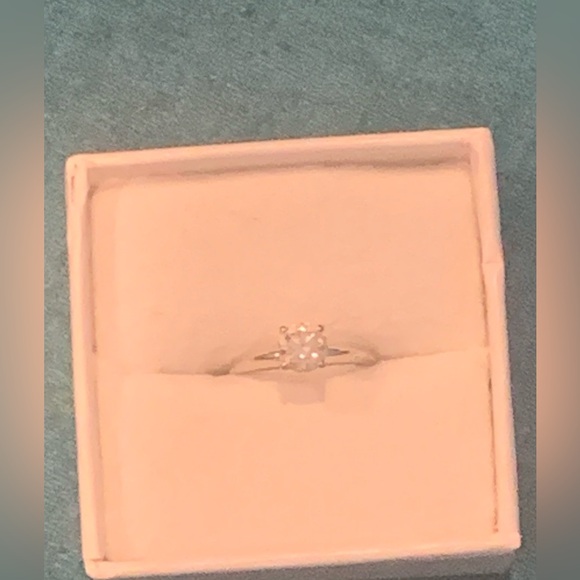 DIAMOND Engagement Ring. Natural 1.01 carat. White gold band - Picture 4 of 8